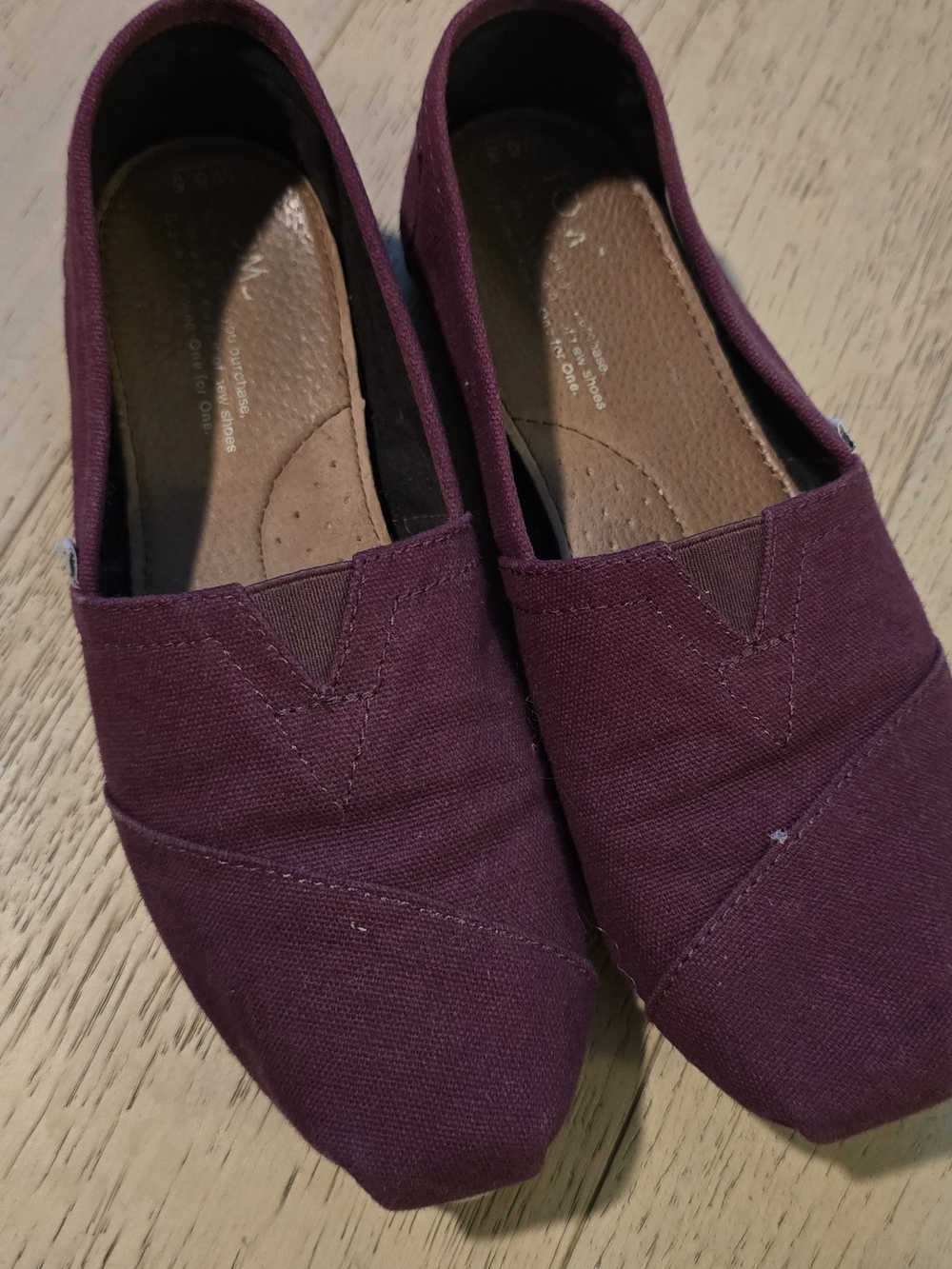Toms Women's Plum Canvas Slip-On Flats